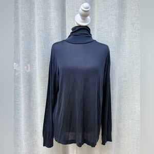 Eddie Bauer vintage navy blue knitted silk long sleeve turtleneck top